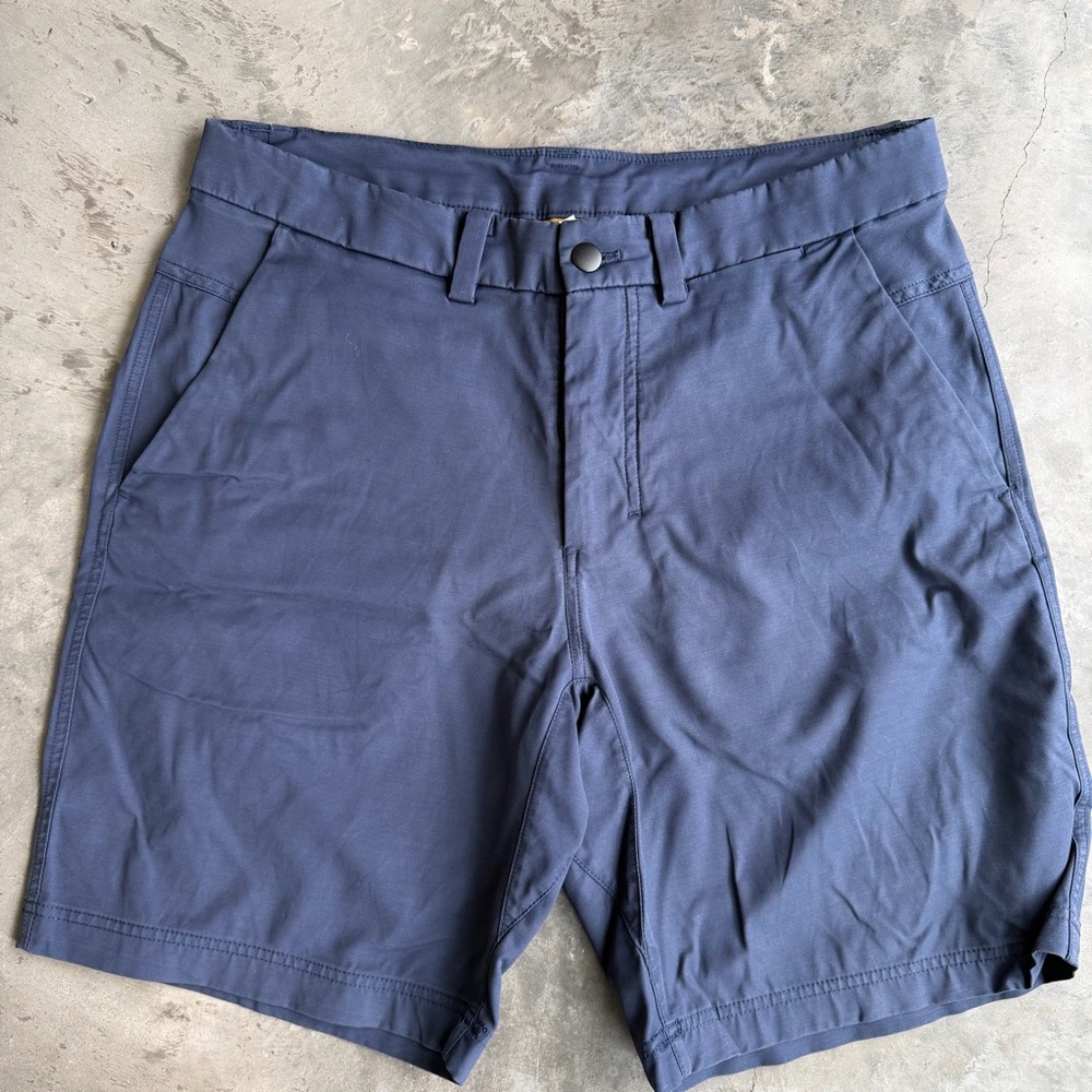 Lululemon Men’s Navy Blue Shorts